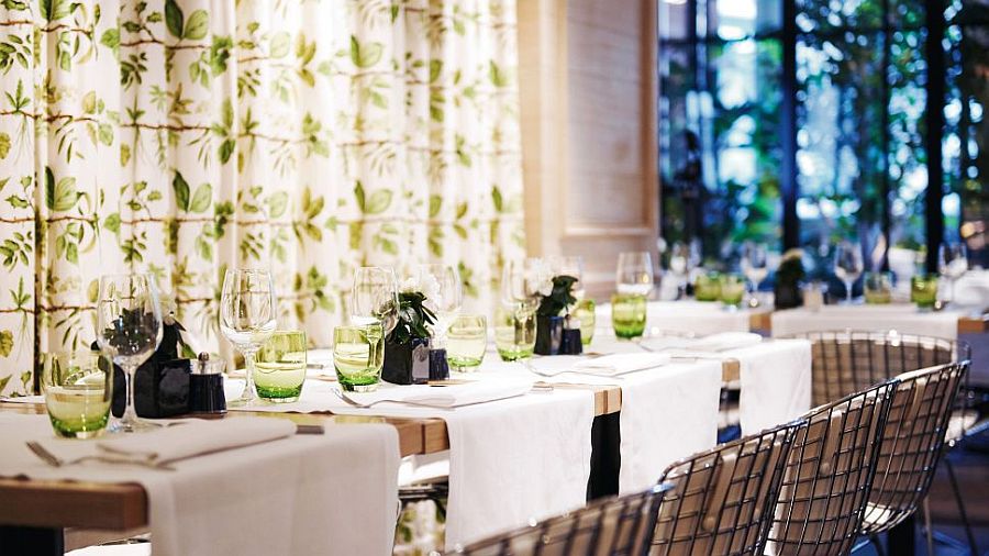 le-lulli-restaurant-at-the-grand-hotel-du-palais-royal