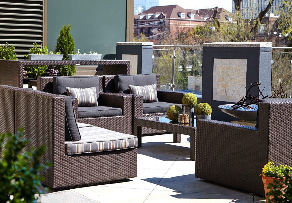 the-garden-at-community-smith-rooftop-bar-atlanta-960x666-1