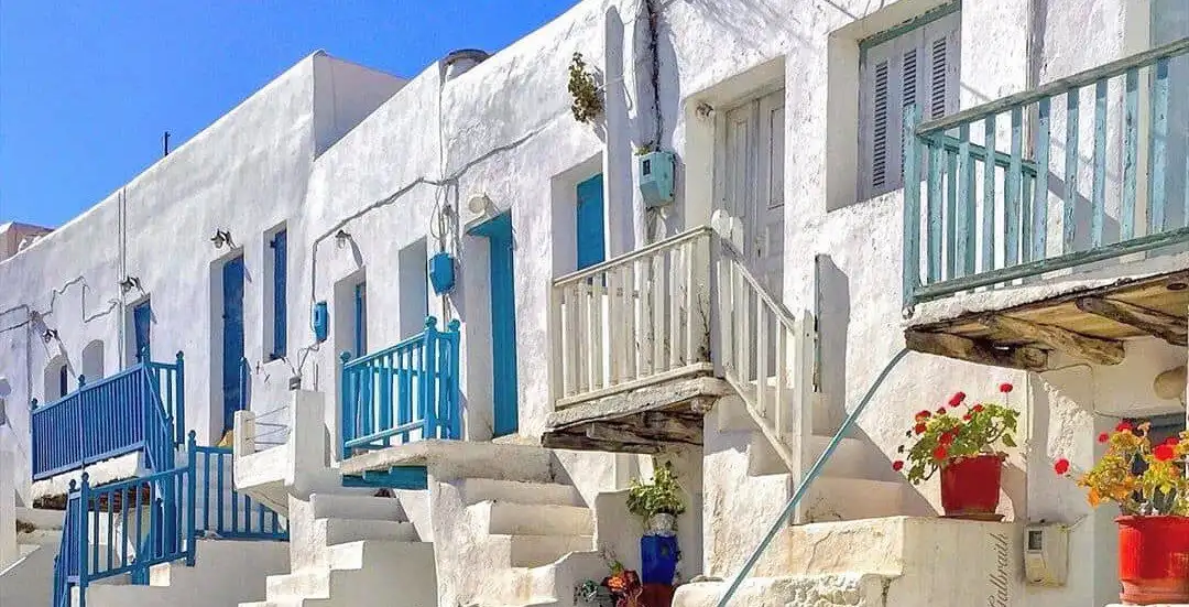 Forbes names 5 Greek destinations “ready for vaccinated travellers”