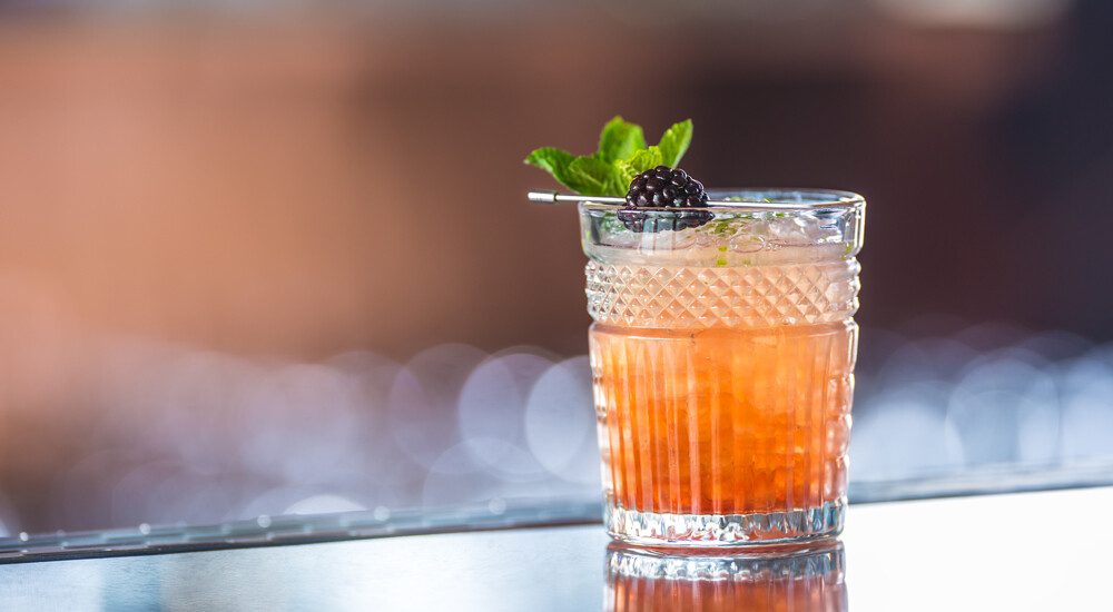 How to Make a Bramble, a Gin Drink Invented by a Pioneer of the Cocktail Renaissance