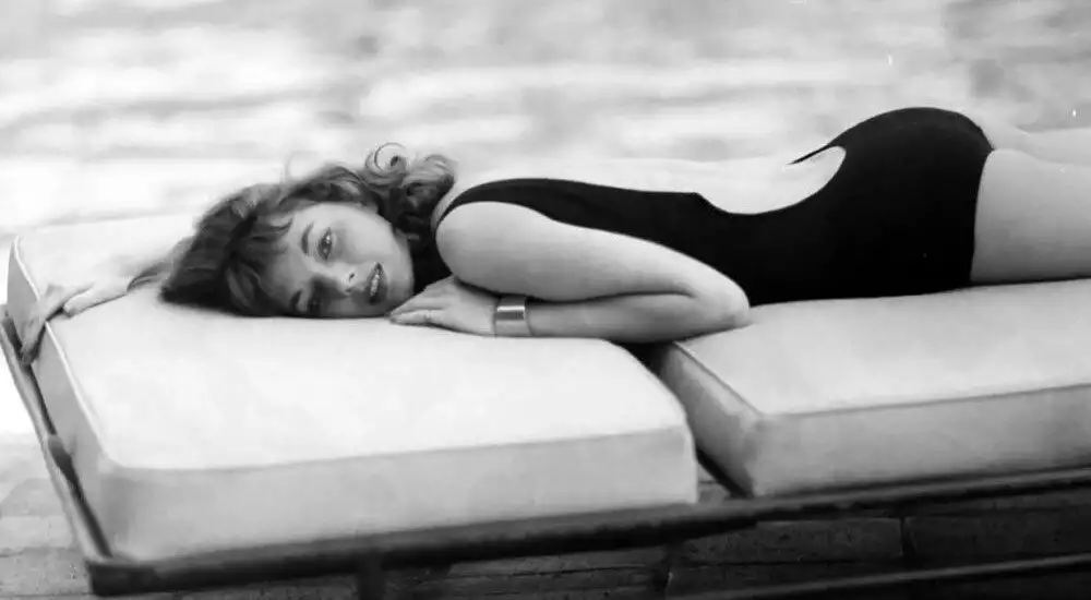 SONG OF THE DAY/Ian Ikon - My Heart Is Lost (feat. Tom Gaebel)