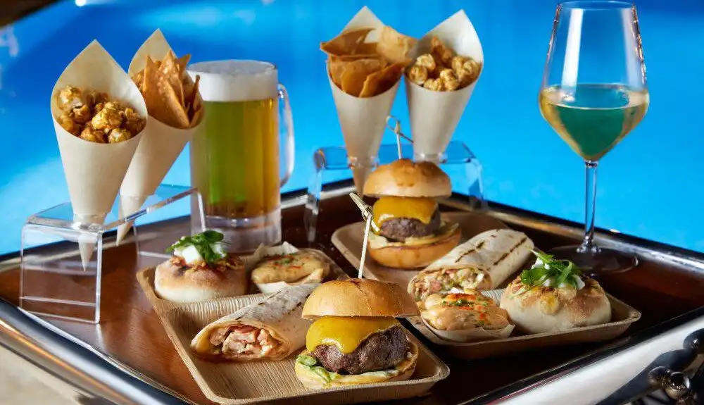 Now you can watch cinema on the rooftop of Hotel Grande Bretagne