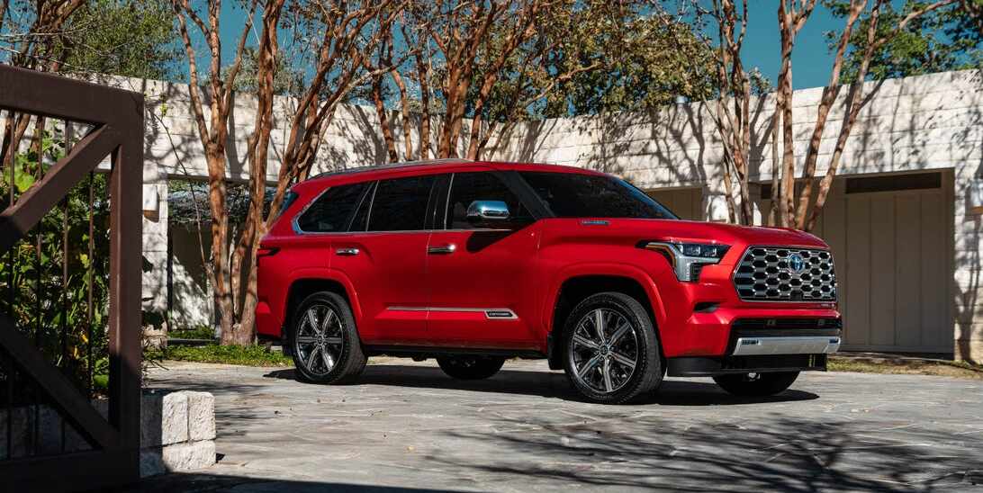2023 Toyota Sequoia debuts bold new look