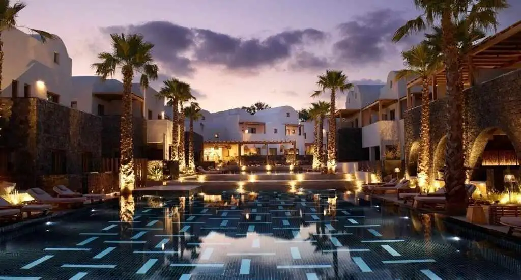 Radisson Blu Zaffron Santorini: One more much-anticipated opening