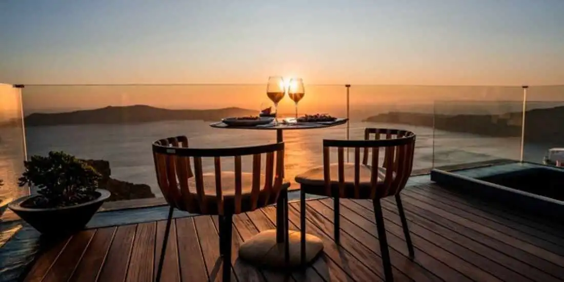 Discovering Aegean Culinary Treasures at Kivotos Santorini’s Mavro Restaurant