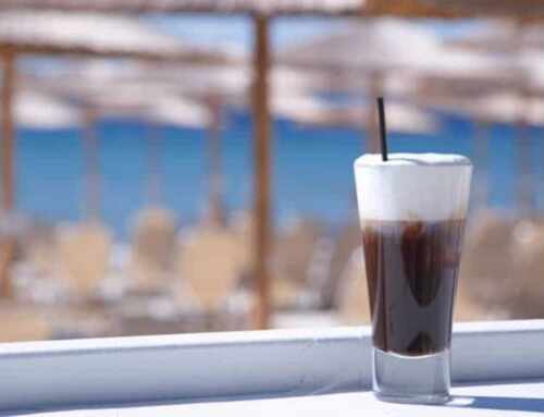 Frappé and Freddo, Greece’s most popular Summer coffee drinks