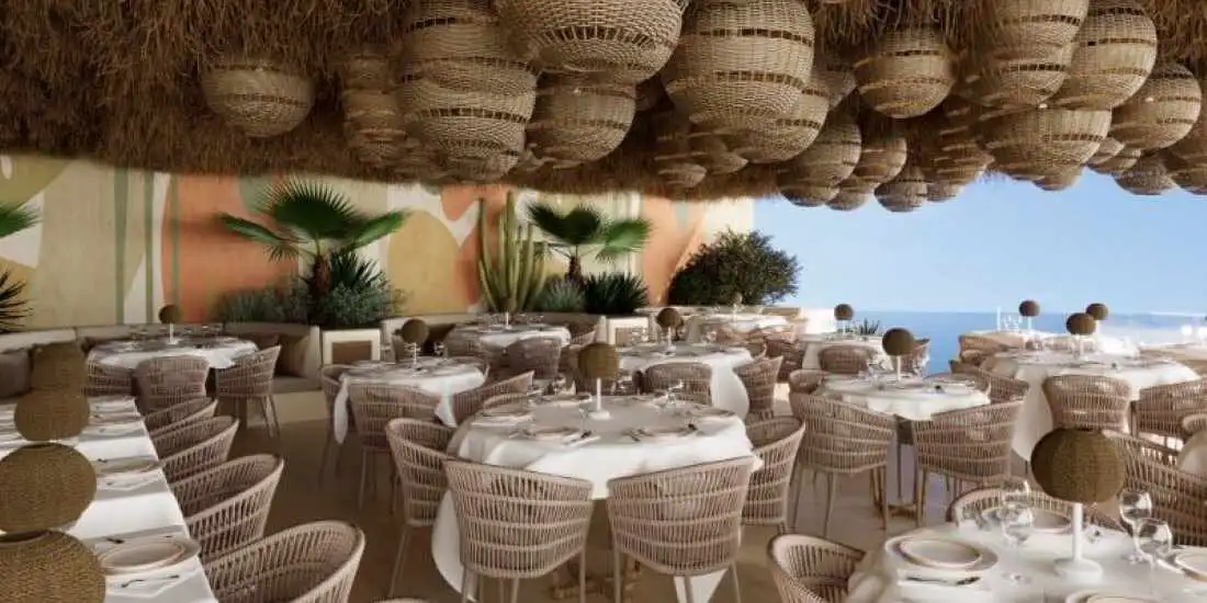 Beefbar Santorini: A Gastronomic Haven of Cosmopolitan Flavors Has Arrived