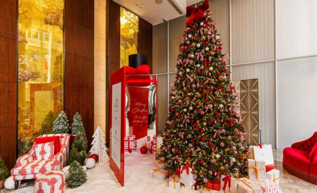 Best Christmas Trees 2023: Unveiling a Scent-Inspired Tree at Shangri-La The Shard