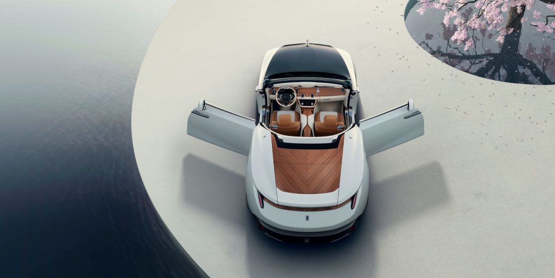 Rolls-Royce Unveils The Arcadia: Its Third Coachbuild Droptail Commission