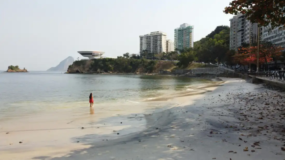 How to Build Confidence and Explore the World Alone